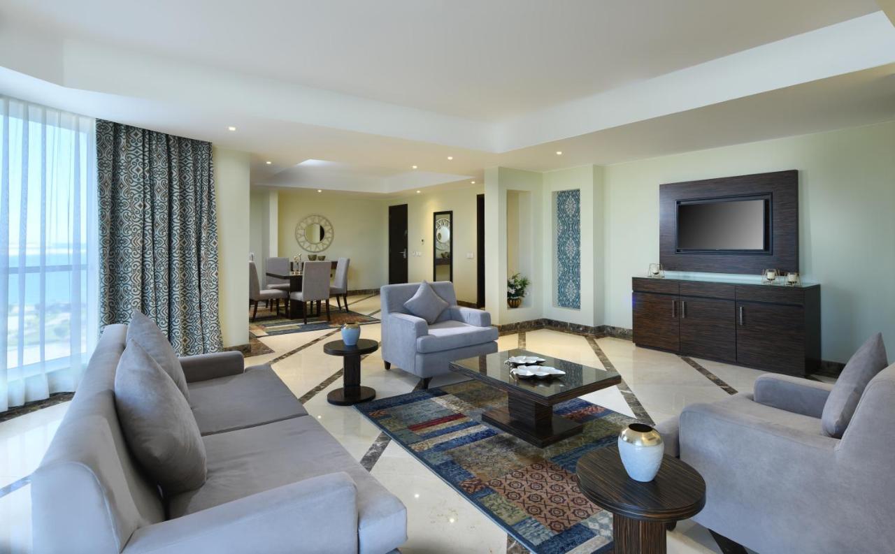 Tolip El Forsan Hotel Ismailia Eksteriør bilde Suite at the hotel