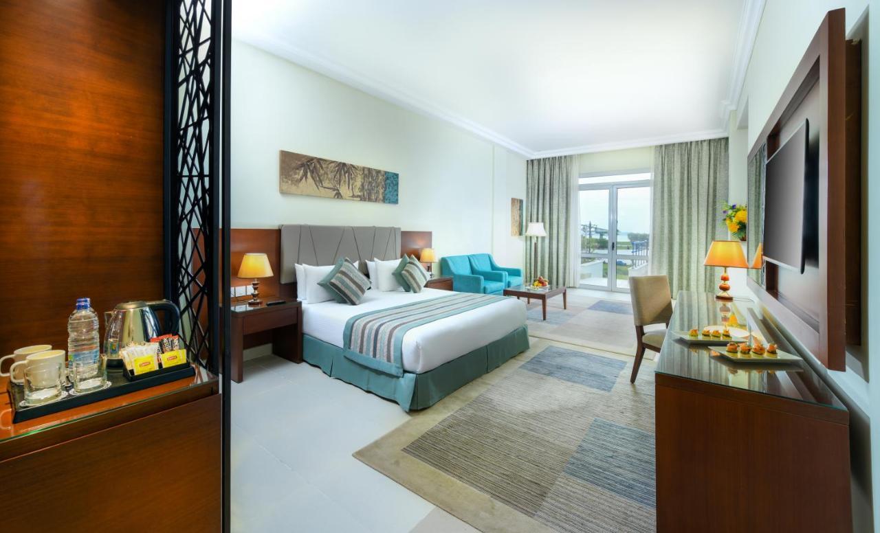 Tolip El Forsan Hotel Ismailia Eksteriør bilde A room at the hotel