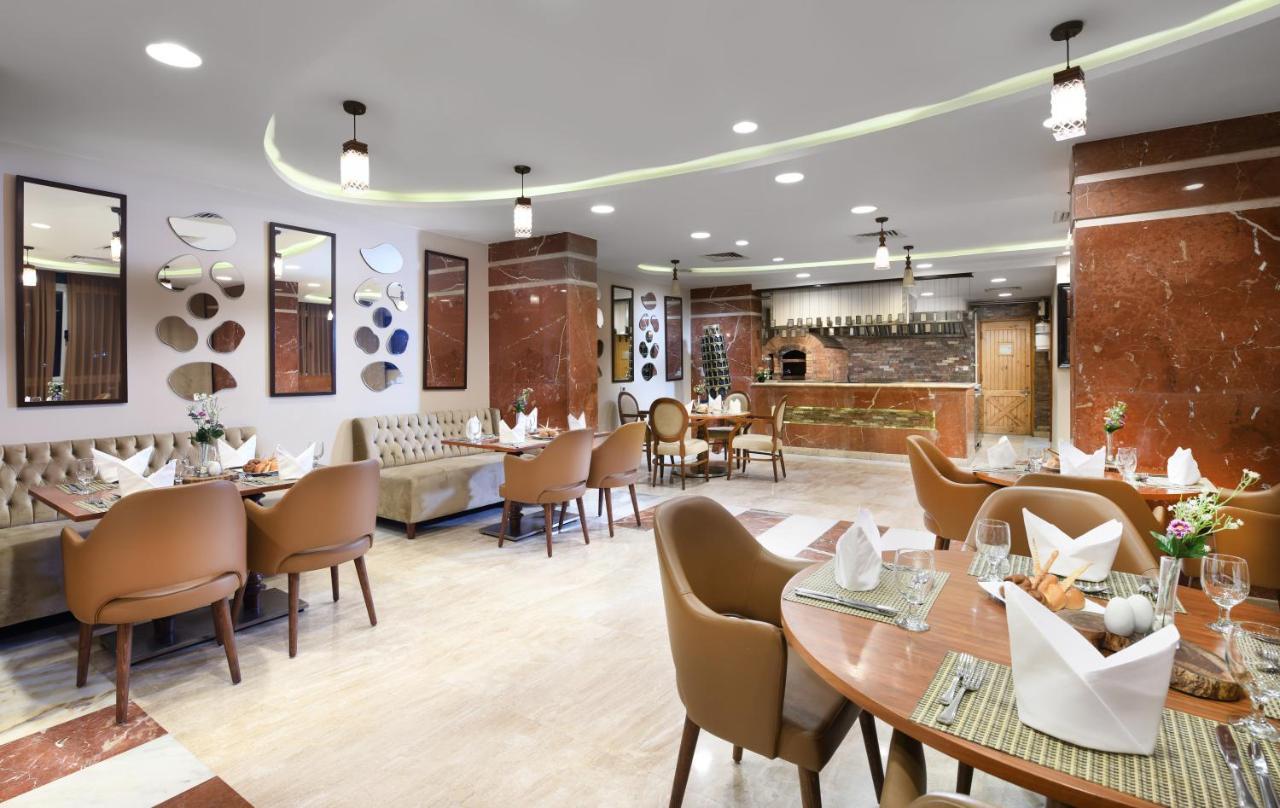 Tolip El Forsan Hotel Ismailia Eksteriør bilde The restaurant