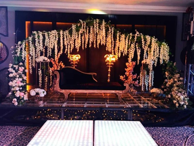 Tolip El Forsan Hotel Ismailia Eksteriør bilde A stage for a traditional Pakistani wedding