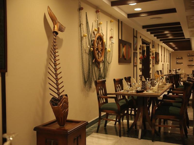 Tolip El Forsan Hotel Ismailia Eksteriør bilde The interior of the restaurant