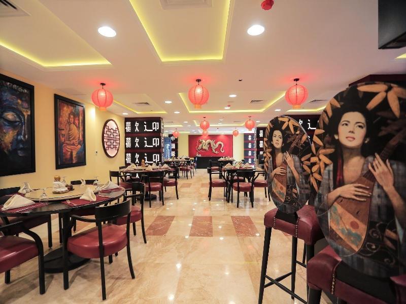 Tolip El Forsan Hotel Ismailia Eksteriør bilde Interior of a restaurant in Cairo